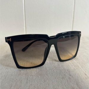 Tom Ford Sabrina Sunglasses